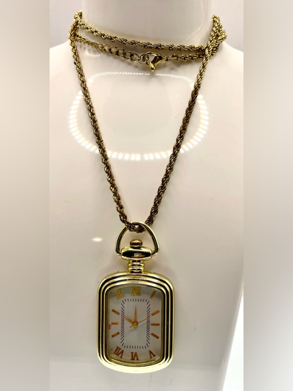 Vintage Pendant Watch Necklace Quartz Roman Numerals Gold Tone Retro 90s - Picture 3 of 8